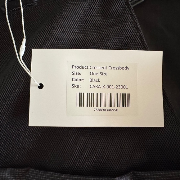 NWT Baboon The The Moon Crescent Crossbody (4.7L) in Black - Picture 4 of 6